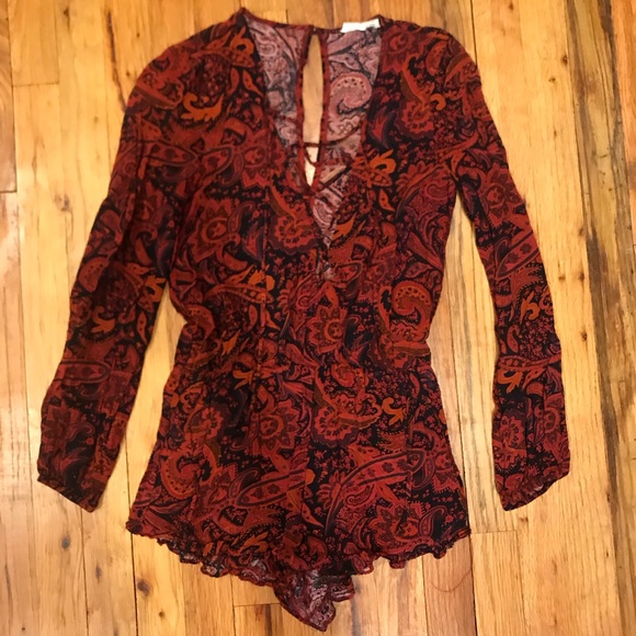 Lace up romper - Picture 2 of 3